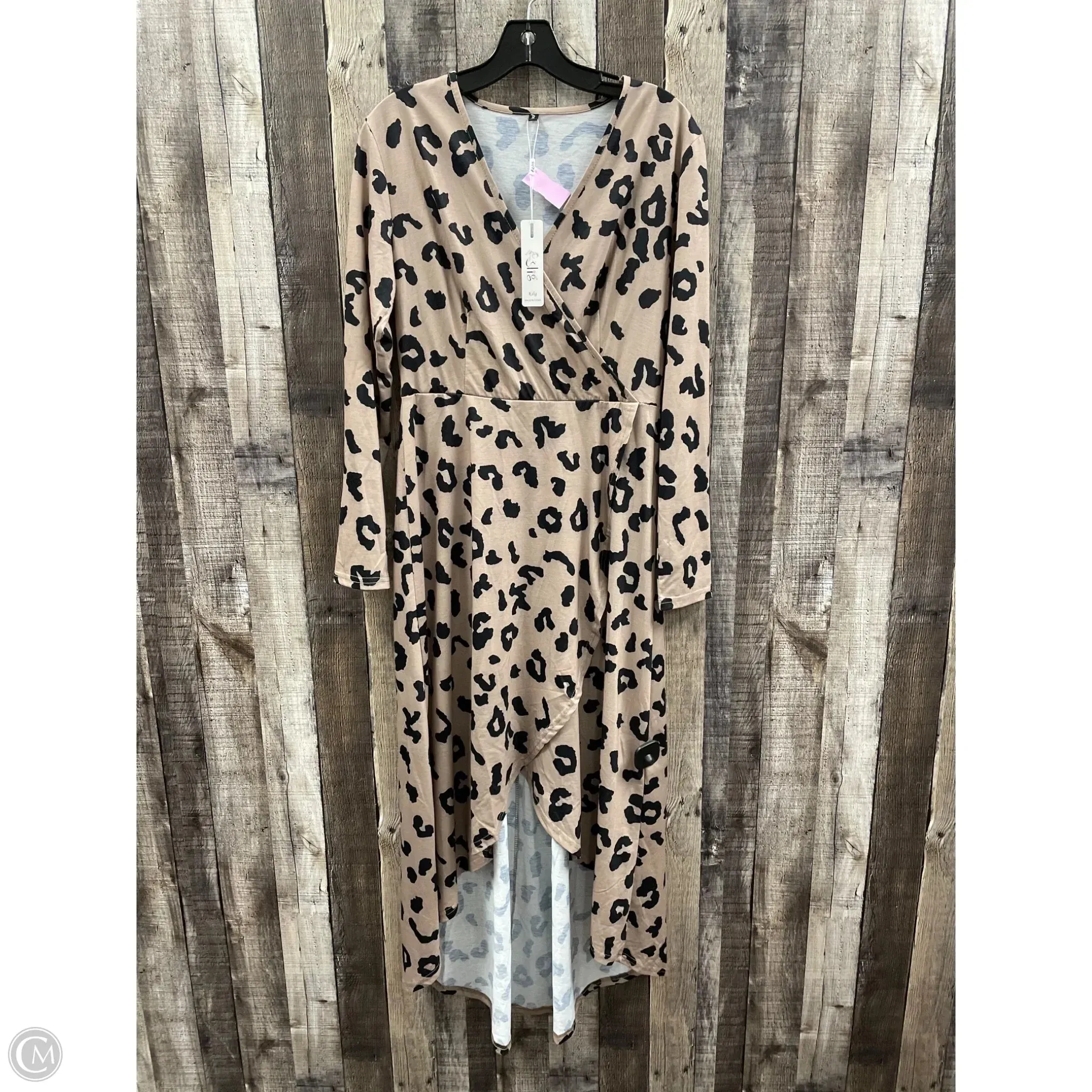 Dress Casual Maxi By Cmf In Animal Print. Size: M