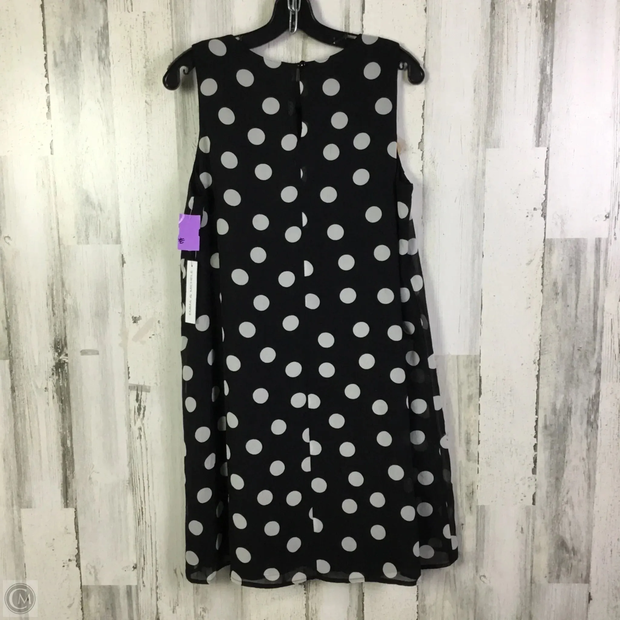 Dress Casual Short By Emma And Michele In Black & White. Size: Xlp